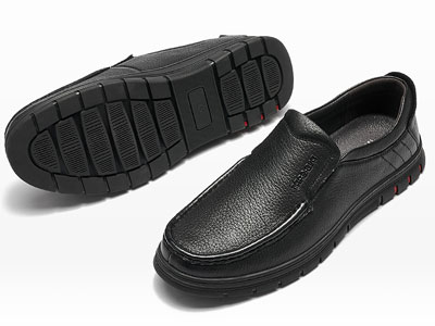 ���޸ǵ�һ�ŵ��������ж���Ь