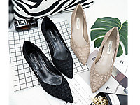 ��ޱ¶¶�����ɫ����Ь2020��ͷ�и�ϸ����