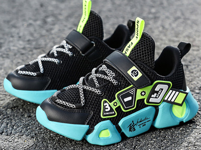 С�ø�͸�����泱����͸��Сѧ��ͯЬ