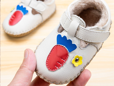 ƨƨ��ѧ�������Ӻ�ů����Ӥ����Ь