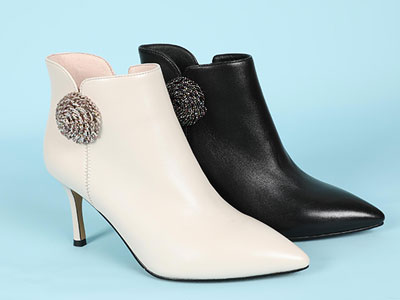 ����ūƤЬ2020�¿�ʱ�ж�ѥ