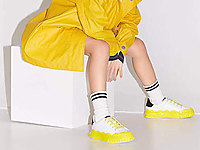 ���˾���2020ͯЬ��Ʒ����