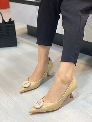 ������creekreeʱ��ŮЬ