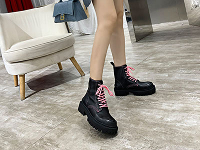 Ľ����ŮЬ2021�����¿�չʾ