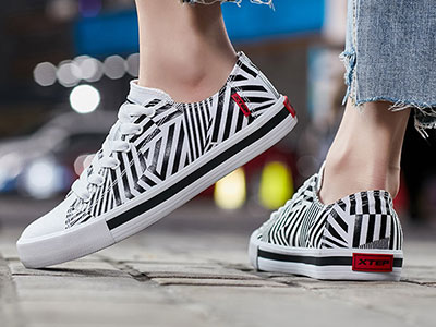 �ز�ŮЬ2021�¿�����