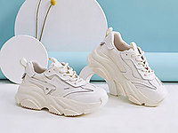 ɫ��ŮЬ2021�ﶬ��չʾ