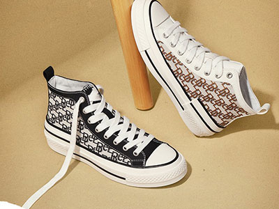 ����ŮЬ2021�ﶬ��չʾ