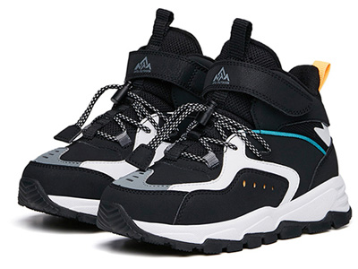 ��̤��ͯЬСͯ�����¸߰������Ь��Ůͯ�˶�Ь