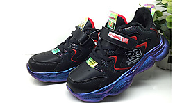 �����ͯ����ЬƤ���ˮ�����˶�Ь��