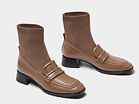 ����è2021���＾�¿��Ӣ�׷�ʱ�ж�ѥ��Լ