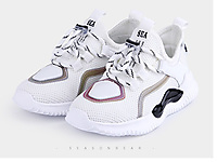 �ļ���ͯЬ�˶�Ь2021�����¿��д�ͯ����Ь