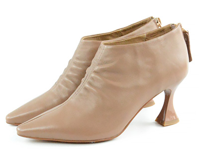 �ȼΰ���ŮЬ2021�궬���¿�����Ƥ��ͷ��Ͳʱװѥ