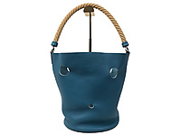 ������Ůʿ��ɫţƤ����Ť������ˮͰ��