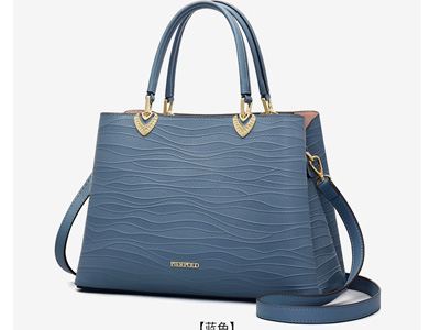 ����Ů������Ʒ���ﶬ�����¿�ʱ��Ůʿ�����