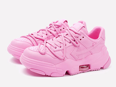 MELODIE��¶��2022�¿��������ݰٴ���Ƥ��׷�ɫ�ϵ�Ьins��