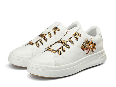 ���2022�����Ϻ��󶼻Ჩ��������������ŮЬ