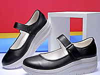 ������ҡҡ����ЬŮ2022����ţƤ�¸�����ɸ�ٴ����ŮЬ