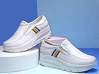 ������ҡҡ����ЬŮ2022����ţƤС��Ь�ٴ��¸�