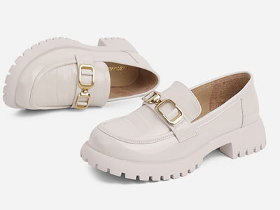 ��������Ӣ���ָ�ЬŮ2022�괺���¿�Բͷ����JKЬ