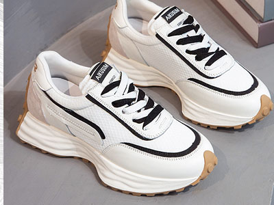 ��ޱ������ը���ϵ�ЬŮ���ƴɫ����Ь2022�¿������˶�Ь