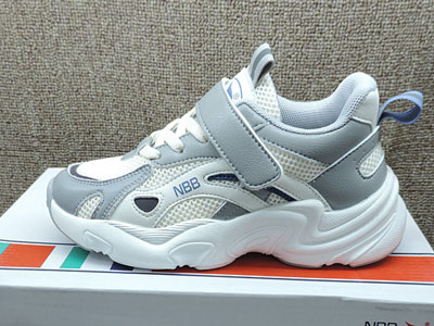 Ŧ�Ͱ�ͯЬ�¿���Ƥ�˶�Ь�����ϵ�Ьѧ������Ь