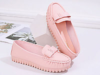 ŷ�ε���2022�¿��ЬŮ���и�ƽ�����л�ʿЬ