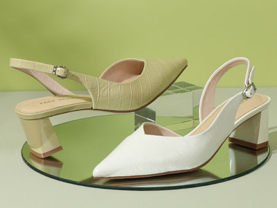 ������ɫ2022�괺���¿�ʱ�а�ͷ�����Ь��Ƥ�⴩�ָ�