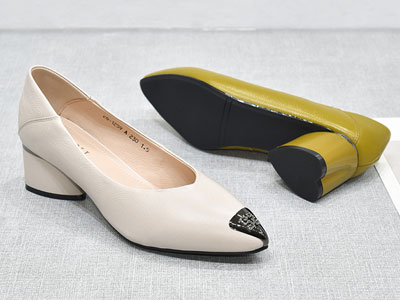 ���ݴ��＾�¿Ь������ͷ������ƤŮЬ�߸�Ь