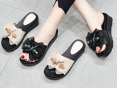 �����¿���Ƥ����Ь��ЬŮʿһ�����ɸ�����ŮЬ