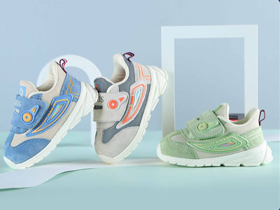 Helius������˹Ů��������ѧ��Ь�ļ�͸���������Ь