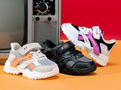 Helius������˹͸�����������Ȳ�Ь���ڷ�������Ь