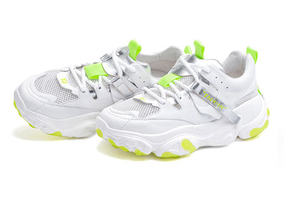 ʫ����ŮЬ�¿�����ЬŮ��Ƥ�οպ��ƴɫ�ϵ�Ь