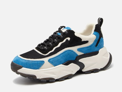 ������Ƥ�ϵ�ЬŮ2022���¿���ٴ���ĳ���