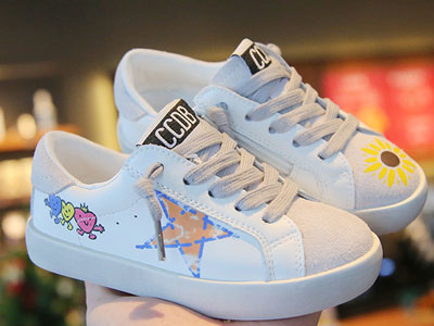 BB��MIQI�ٱ�����2022�����¿��ͯ�˶�Ь��Ь