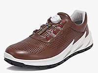 Yarloks����ʿ����Ь����Ь�п��ܲ�����͸�������˶�Ь