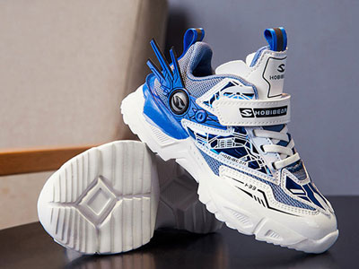 �����ܶ�ͯ2022���¿��к��������汬��ƴ�����˶�Ь