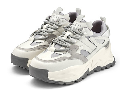 ׿ʫ���������ϵ�ЬŮins��2022�괺�¿��˶�Ь