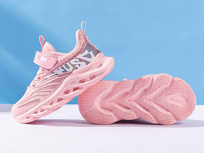 ��Ƥ���˶�Ь2021�����¿�͸�������д�ͯʱ���ܲ�Ь