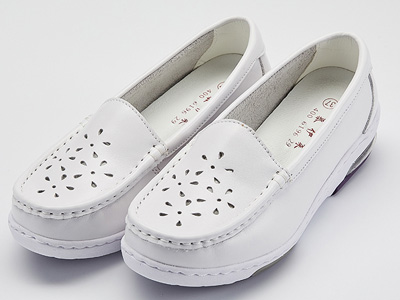 Ľ�����ο�͸��Ů����С��Ьһ�ŵ��ָ�Ь���浥Ь