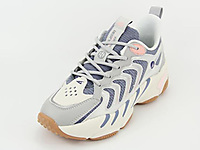 �ɽ��2022�����¿�Ůѧ������˫�������ܲ�Ь