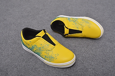 Royal Elastics ���Żʼ���Ƥ���ʱ��͸������Ь