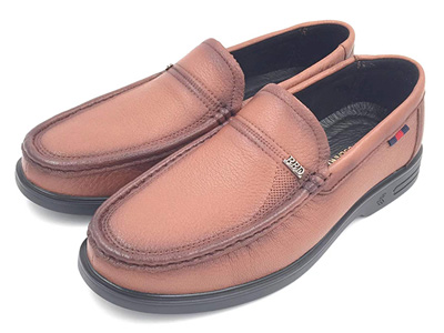 ���2022�����¿�һ�ŵ�������Ƥ�����ж���Ь