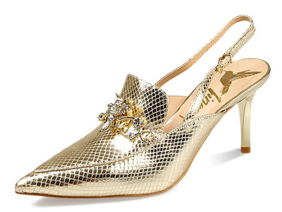 Linea-Rosa������ɯ�ļ�Ůʿʱ�к����Ь