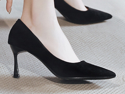 ����Ů��JIAOMANYUNʱ�и߸���Ь