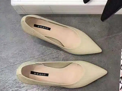 ʥ����SHENDUONIʱװ�߸�Ь�¿�ŮЬ