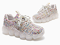 PARKDANCE���ɵ�˿����ʱ�������ϵ�Ь