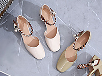 �����ļ��¿�ʱ�аٴ�ŮЬԲͷ�ָ��п���Ь