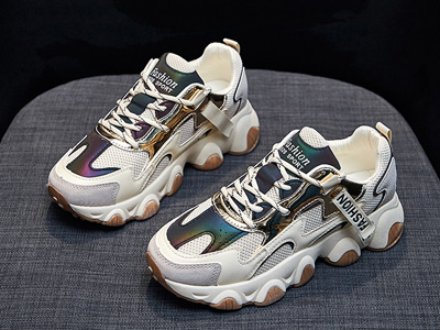 ������ŮͯЬ�����2022�¿�Ů���˶��ϵ�Ь