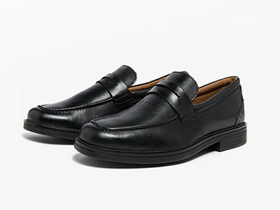 Clarks������ʿ2022�¿�ļ�Ӣ��������װһ�ŵ�����ƤЬ��