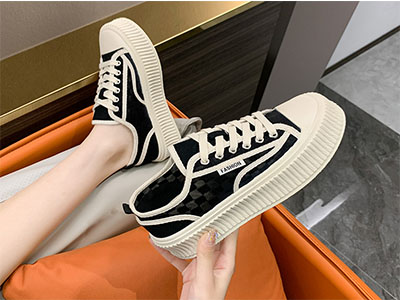 ������˹ʱ��ŮС�ں��С�׷�����ЬŮ����ins��2022���¿�ը�ְٴ������˶�Ь